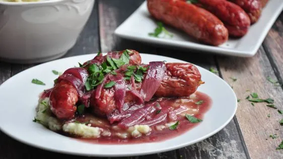 Bangers And Mash With Onion Gravy