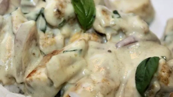 Basil Chicken In Coconut Curry Sauce