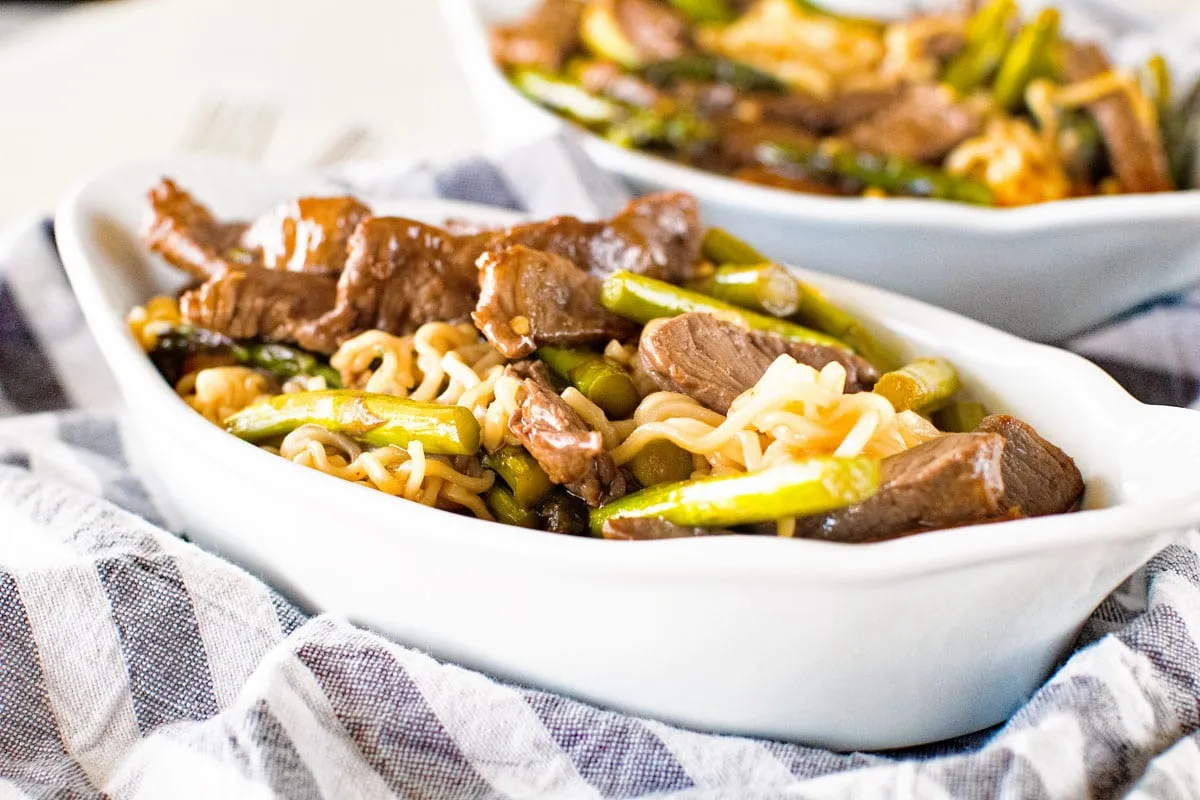 Beef & Asparagus With Chinese Noodles