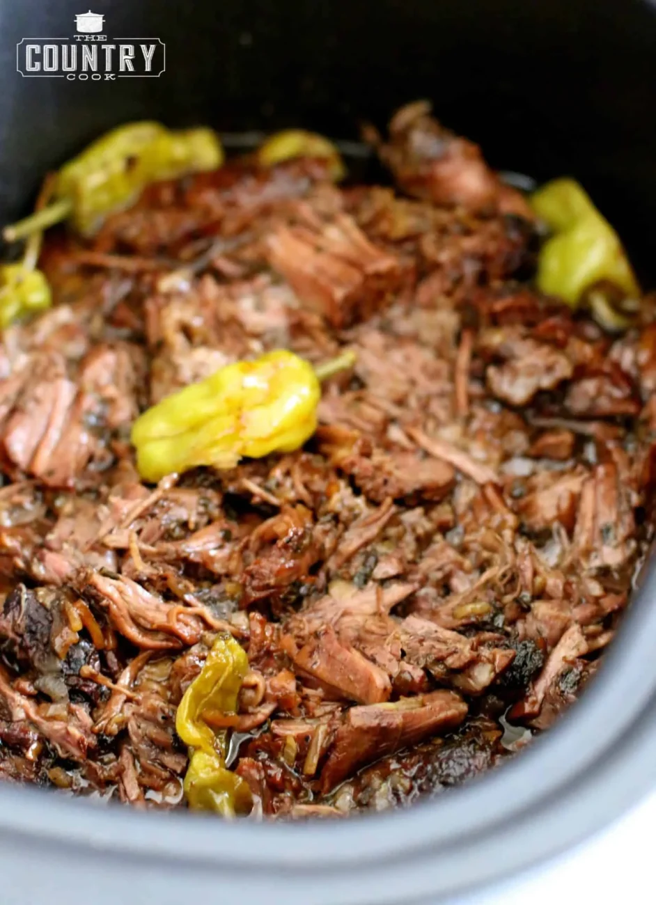 Beef Pot Roast In Crock Pot / Slow Cooker