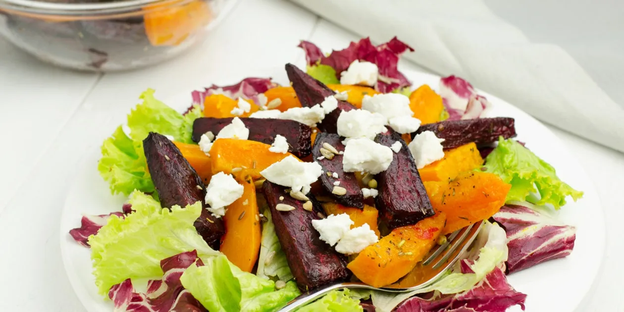 Beet, Mandarin Orange And Spinach Salad