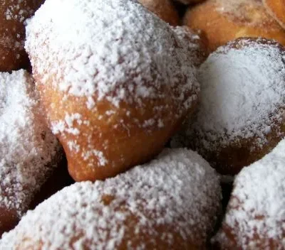 Beignets For Ze Lay-Zay! Lazy