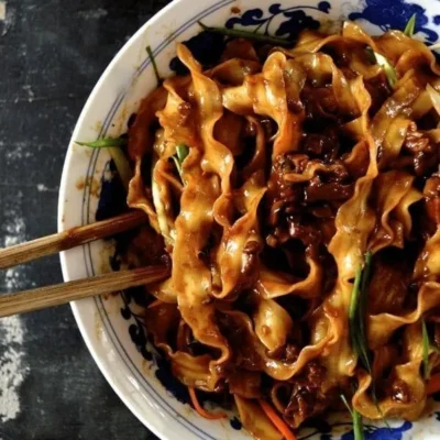 Beijing Style Meat Sauce &Amp; Noodles Zha