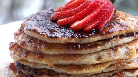 Berry Nice Honey Pecan Pancakes