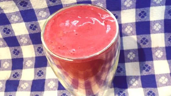 Berry Smoothie Bliss: A WW-Friendly 2-Point Treat