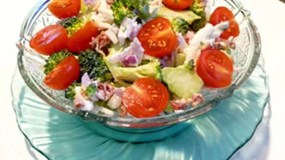 Best Raw- Broccoli Salad