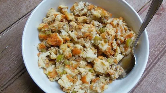 Betty Crockers Classic Bread Turkey Stuffing