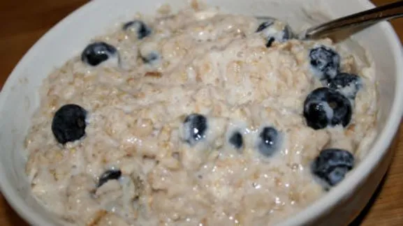 Blueberries & Cream Porridge