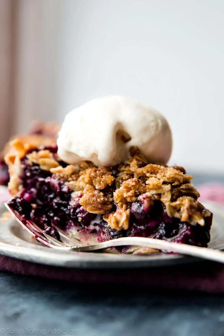 Blueberry Crumb Pie