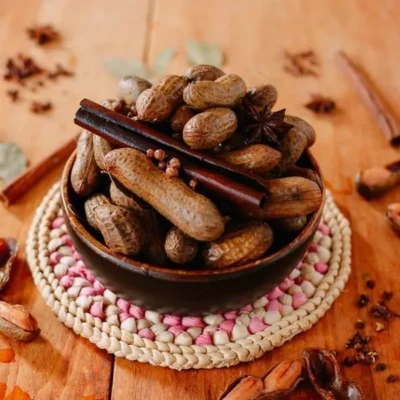 Boiled Raw Peanuts