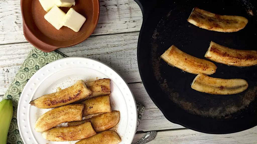 Brazilian Baked Bananas