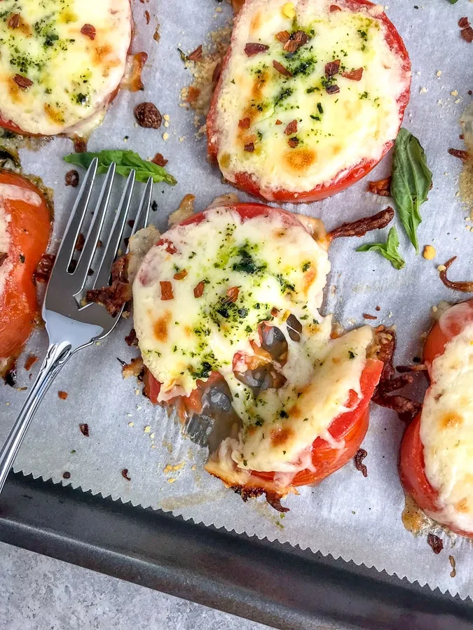 Broiled Mozzarella Tomatoes