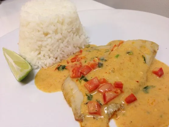 Broiled Tilapia With Thai Coconut Curry Sauce