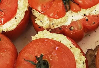 Broiled Tomatoes With Goat Cheese