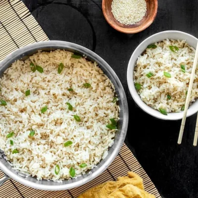 Brown Rice With Sesame Seeds