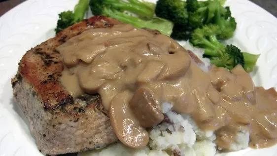 Browned Pork Chops With Gravy