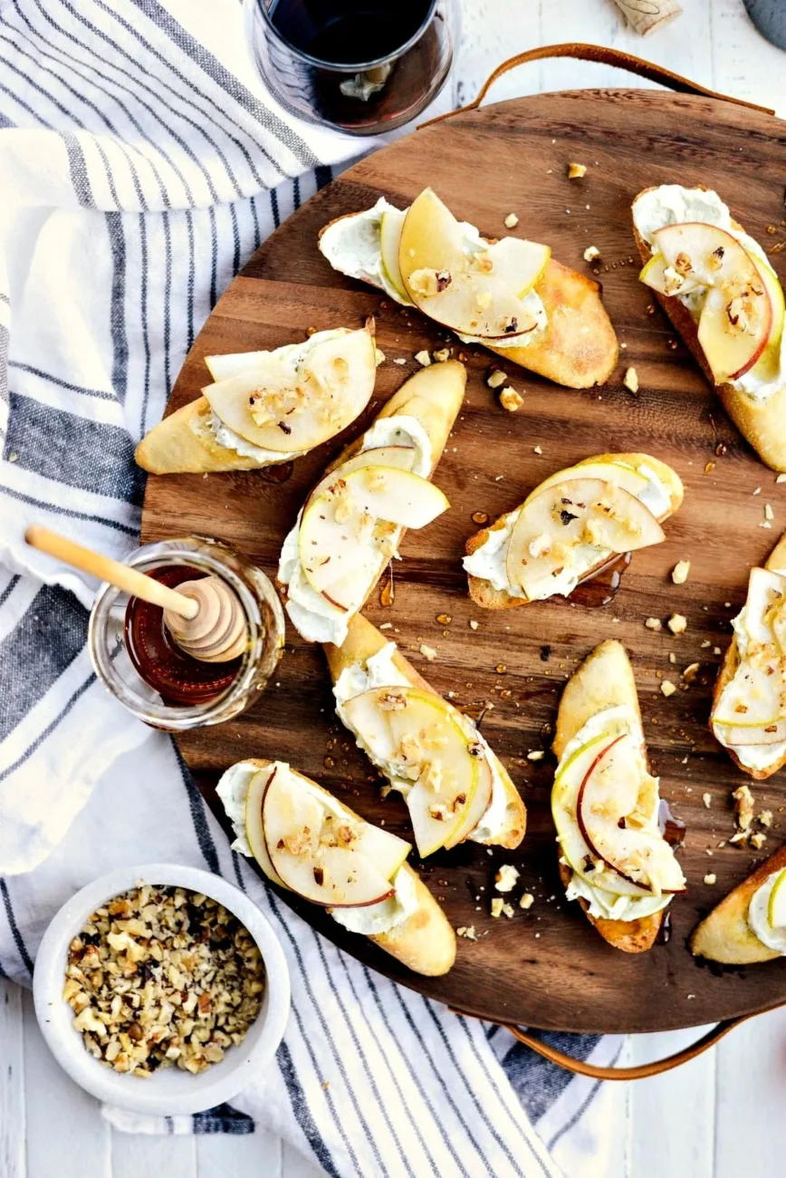 Bruschetta With Honey And Gorgonzola