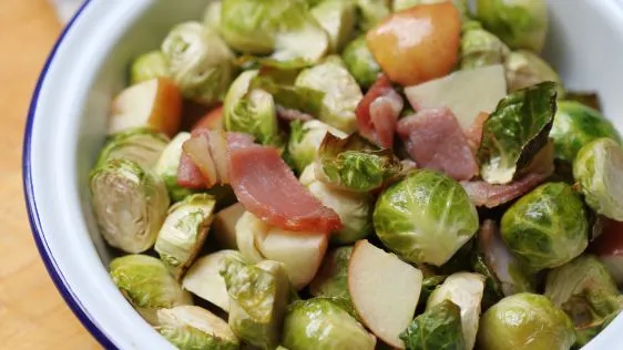 Brussels Sprouts With Bacon And Apple