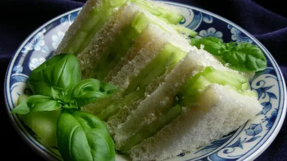 Buckingham Palace Garden Party Cucumber