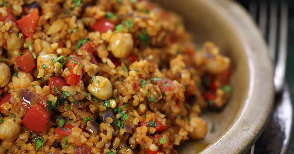 Bulgar, Chickpeas, & Tomatoes