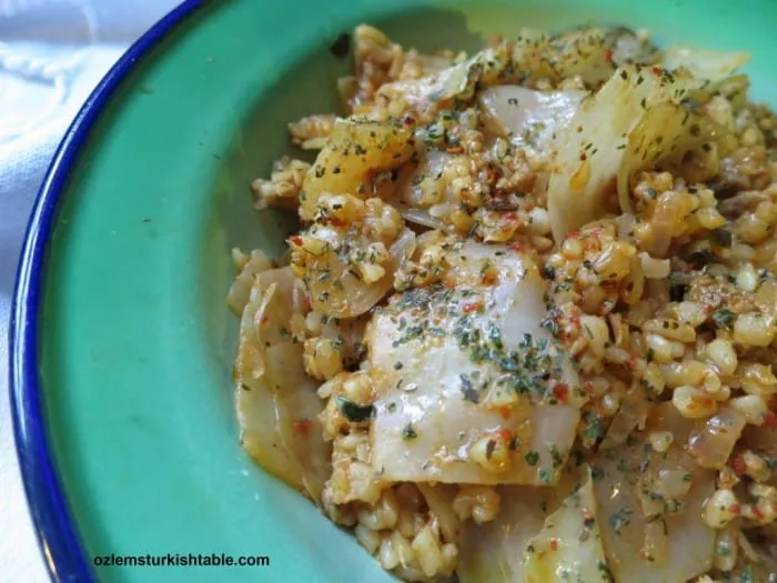 Bulgur And Ground Beef Casserole