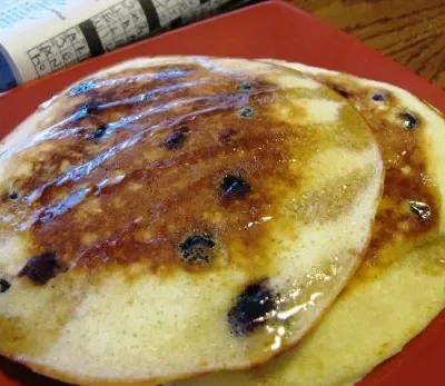 Buttermilk Sour Cream Blueberry Pancakes