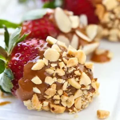 Caramel Dipped Strawberries