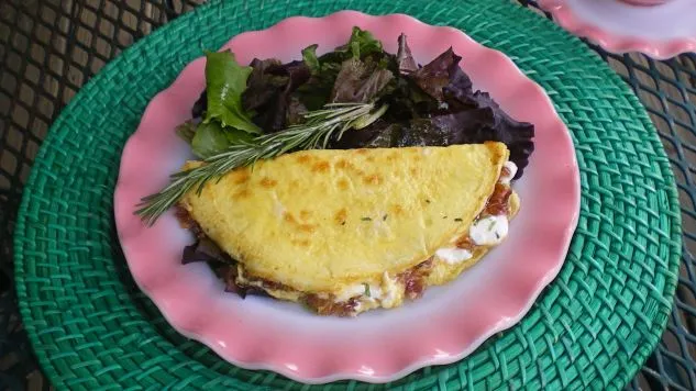 Caramelised Onion & Goats Cheese Omelette