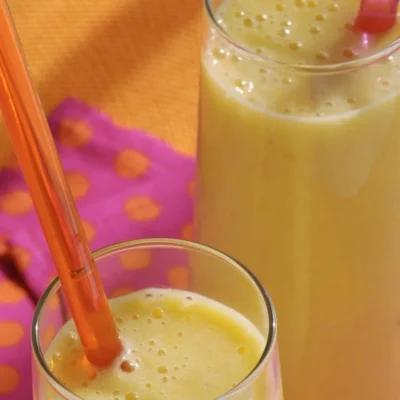 Caribbean Banana Mango Smoothie