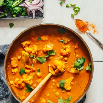 Cauliflower And Chickpea Curry