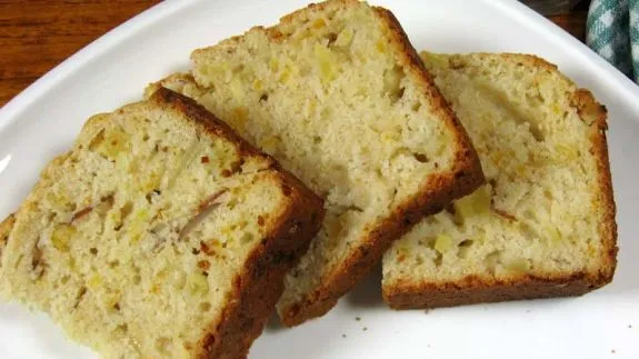 Cheddar Apple Nut Bread