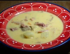 Cheddar Potato- Beer Soup With Shredded Ham