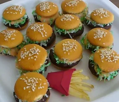 Cheeseburger In Paradise Cookies