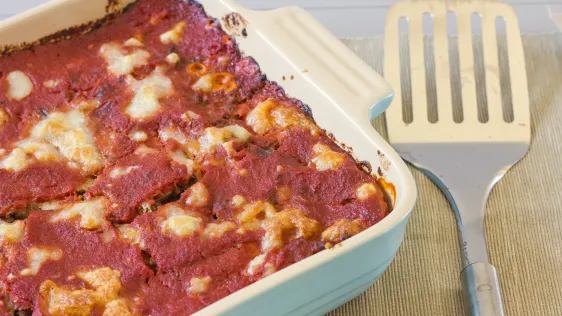 Cheesy Baked Spaghetti Casserole Delight