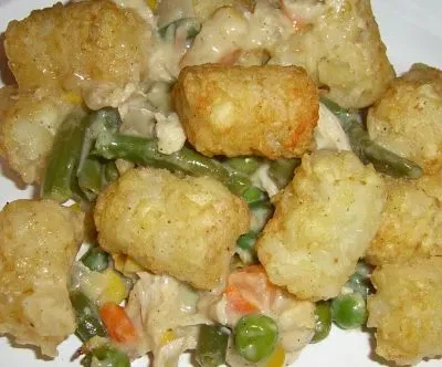 Cheesy Chicken Tater Tot Casserole Bake