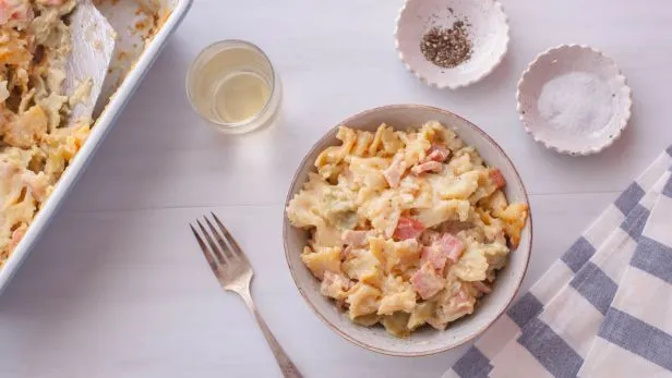 Cheesy Ham- Penne Casserole