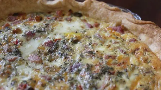 Cheesy Ham Quiche