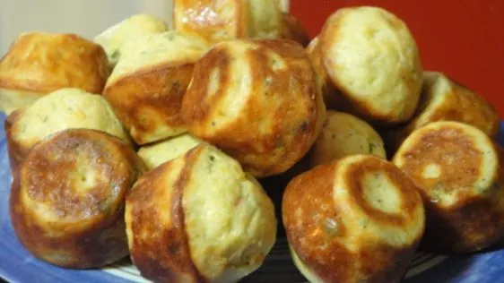 Cheesy Manchego Popovers Recipe – Perfectly Warm & Fluffy