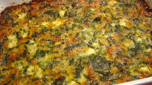 Cheesy Spinach Casserole Recipe: A Deliciously Healthy Bake