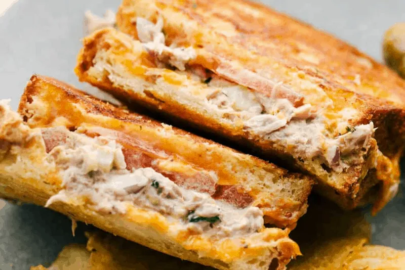 Cheesy Tuna Melt Toasts Recipe