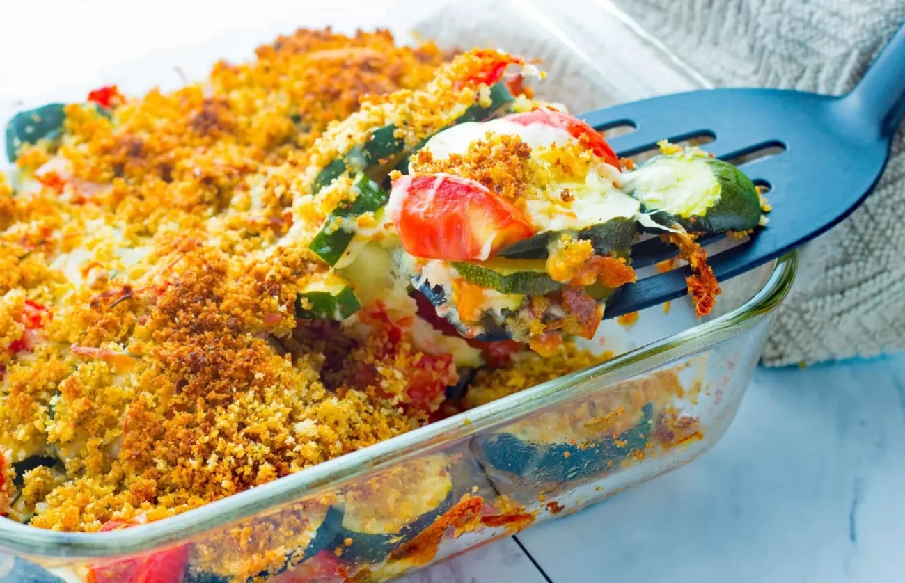 Cheesy Zucchini and Tomato Bake – A Perfect Mozzarella Meltdown