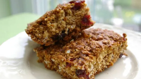 Chewy Fruit & Oatmeal Bars