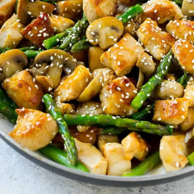 Chicken And Asparagus Stir Fry