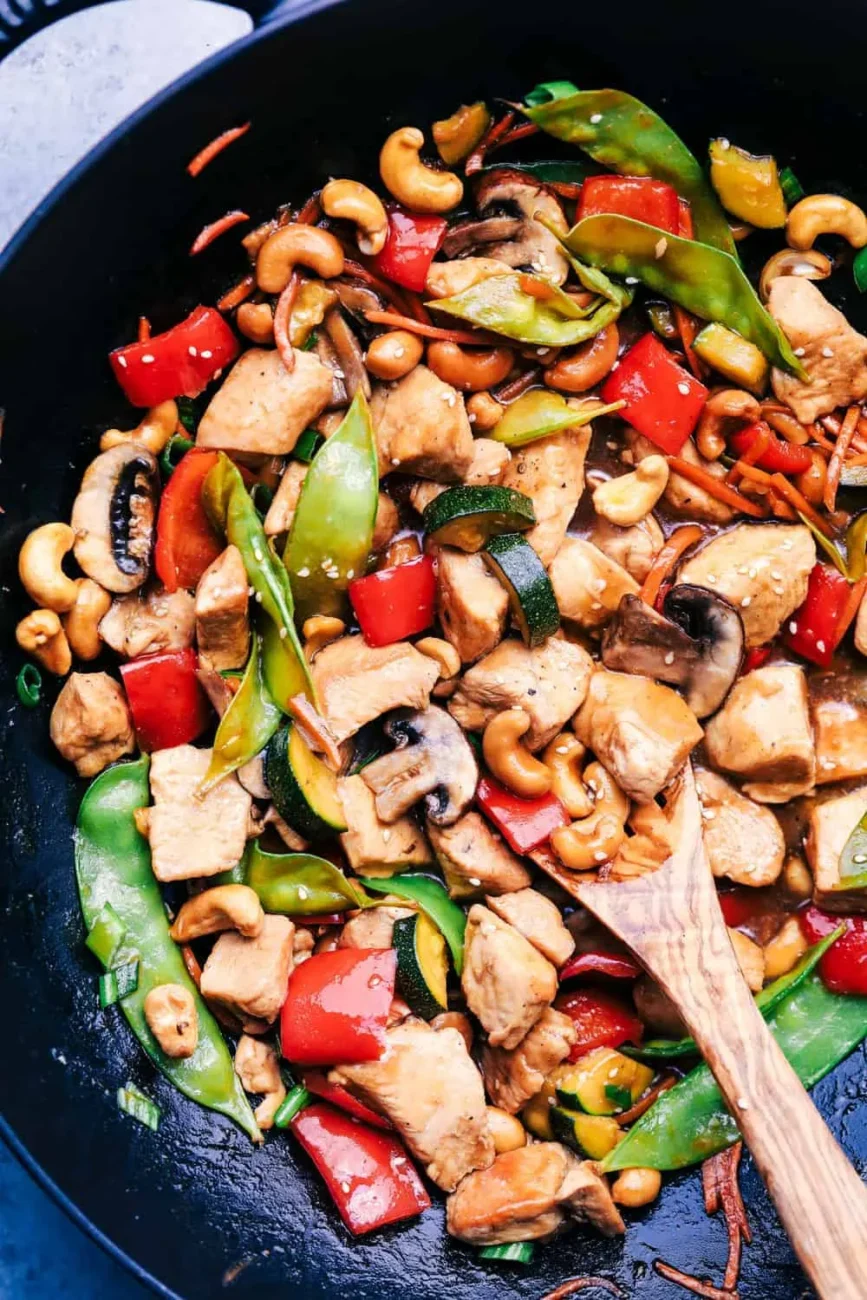 Chicken And Cashews Stir Fry