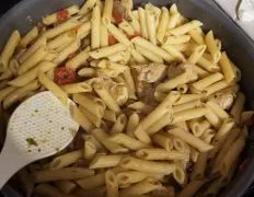 Chicken And Pasta In White Wine Garlic