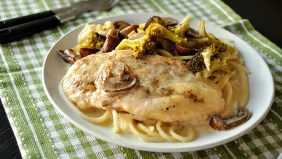 Chicken Breasts In Lemon Cream Sauce