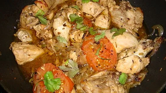 Chicken Curry With Whole Spices