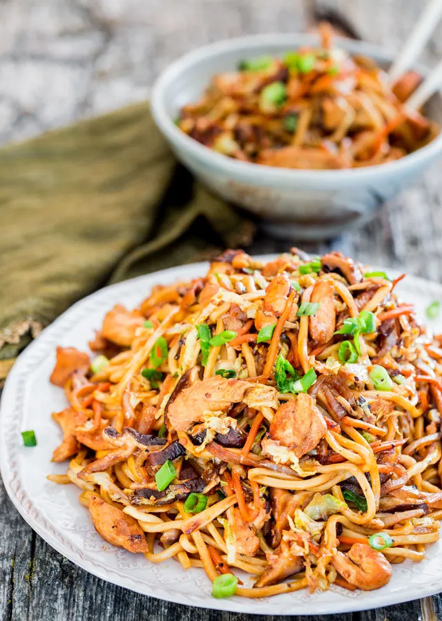 Chicken Lo Mein