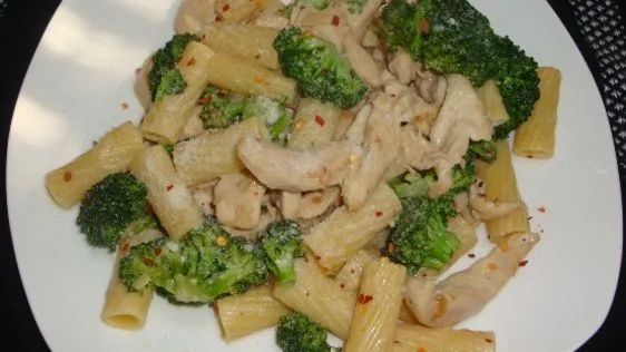 Chicken Or Not W/ Broccoli And Ziti