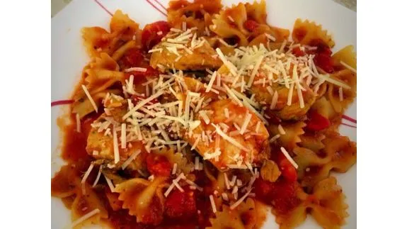 Chicken & Pasta With Marinara Sauce